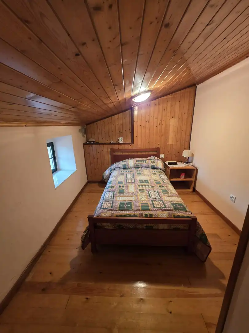Habitación de Casa adosada en venta en Narón con Calefacción, Jardín privado y Amueblado