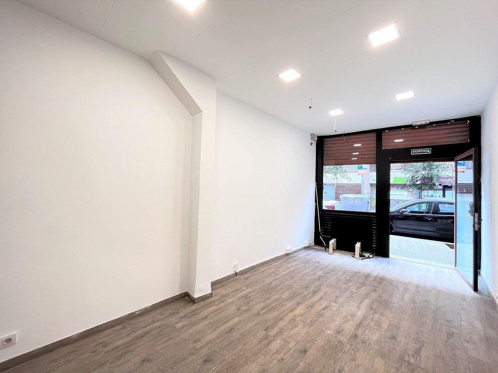 Premises to rent in Carrer de Caballero, 73, Barri de les Corts