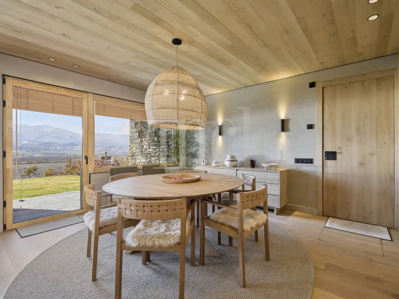 Comedor de Casa o chalet en venta en Ger con Aire acondicionado, Calefacción y Jardín privado