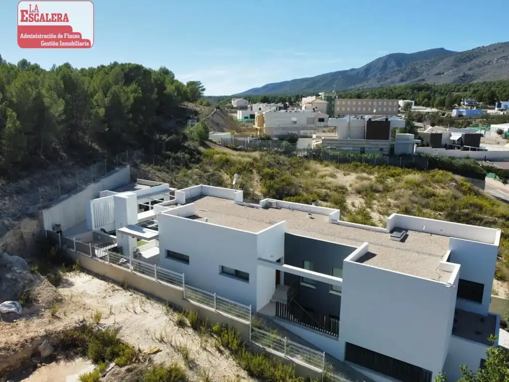 Xalet amb piscina en venda a Caravaca de la Cruz, imagen 2