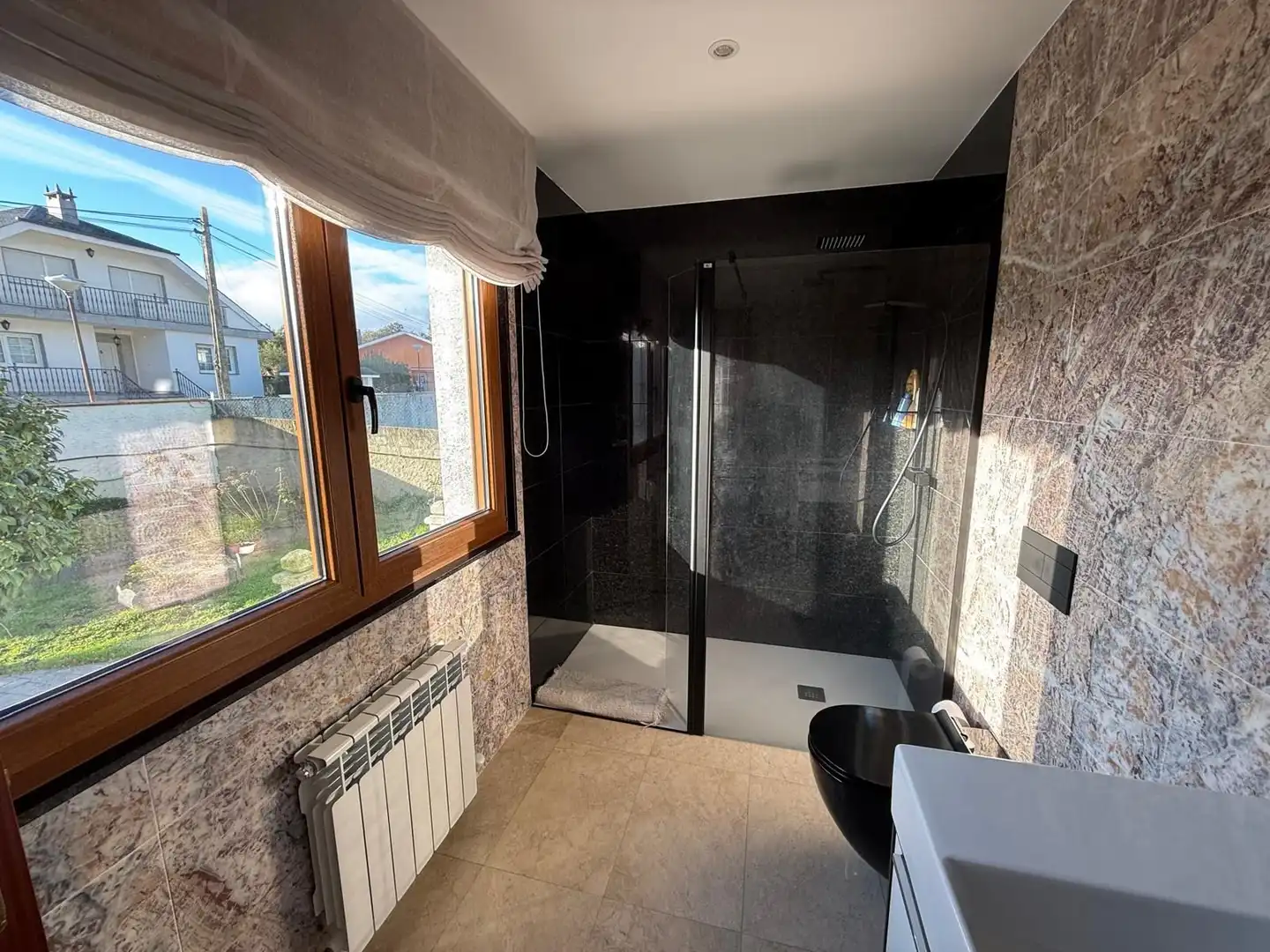 Baño de Casa o chalet en venta en Lugo con Aire acondicionado, Calefacción y Terraza