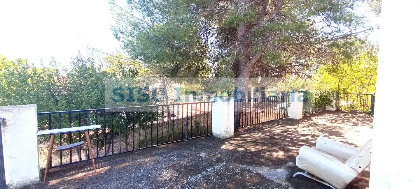 Country homes for sale in Pedralba  with Private garden, Terrace and Swimming Pool