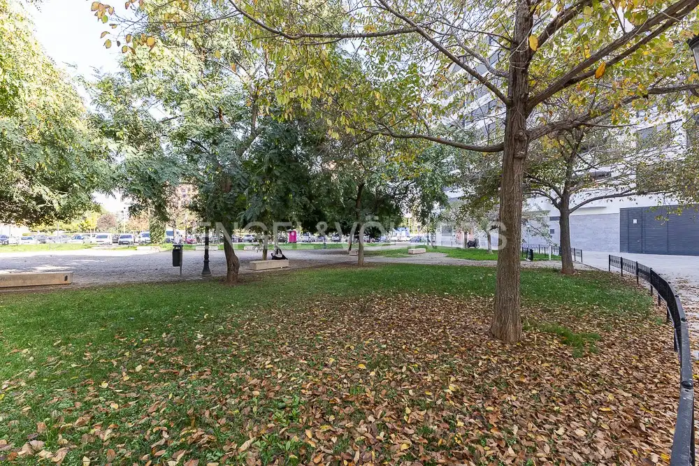Flat for rent in Valencia  with Air Conditioner, Heating and Parquet flooring