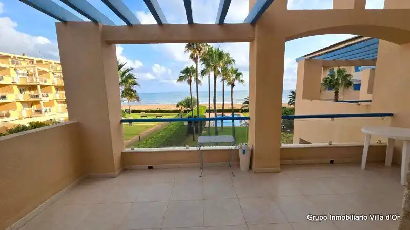 Appartement compact avec piscine à vendre à Las Marinas / Les Marines