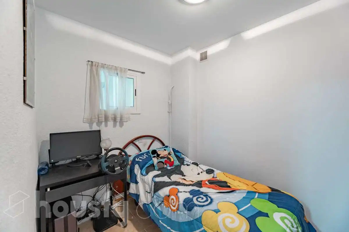 Dormitori de Casa o xalet en venda en Sant Pere de Ribes amb Aire condicionat, Calefacció i Jardí privat