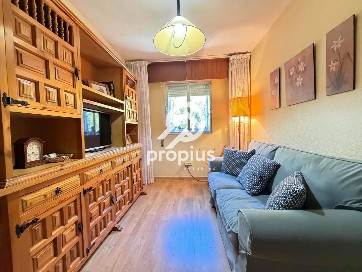 Sala de estar de Piso en venta en Hoyo de Manzanares con Calefacción, Parquet y Terraza