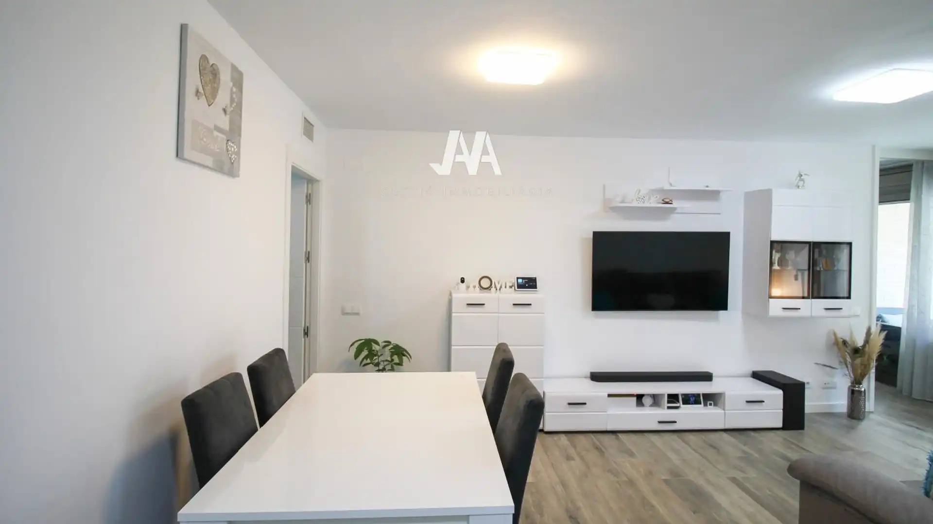 Pis en venda a Josep Galtes, Llevant