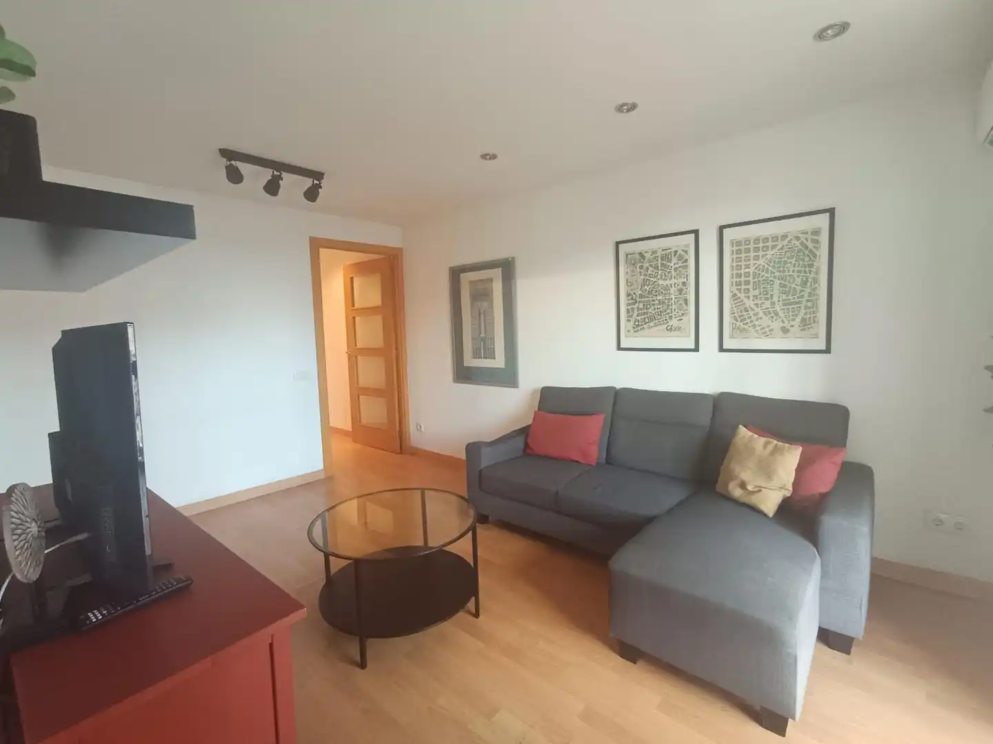 Flat with terrace for sale in Carrer de la Diputació, imagen 3