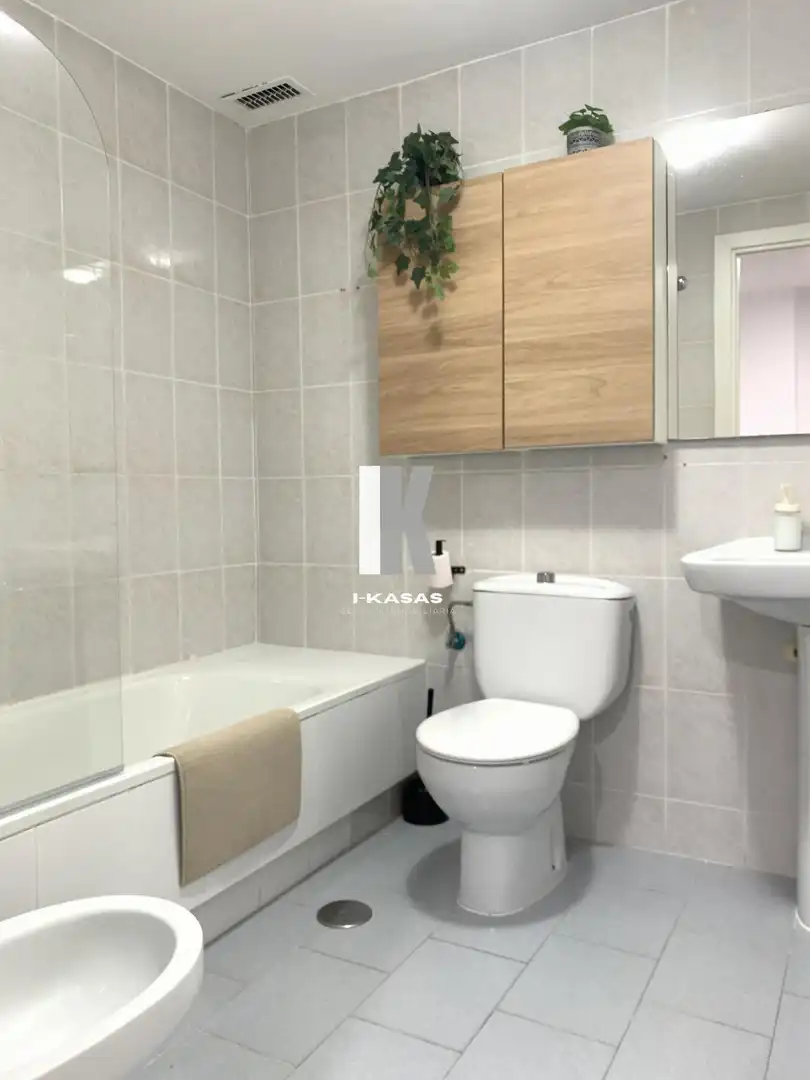 Apartament de lloguer a INGENIERO ANGEL MAYO, La Plata