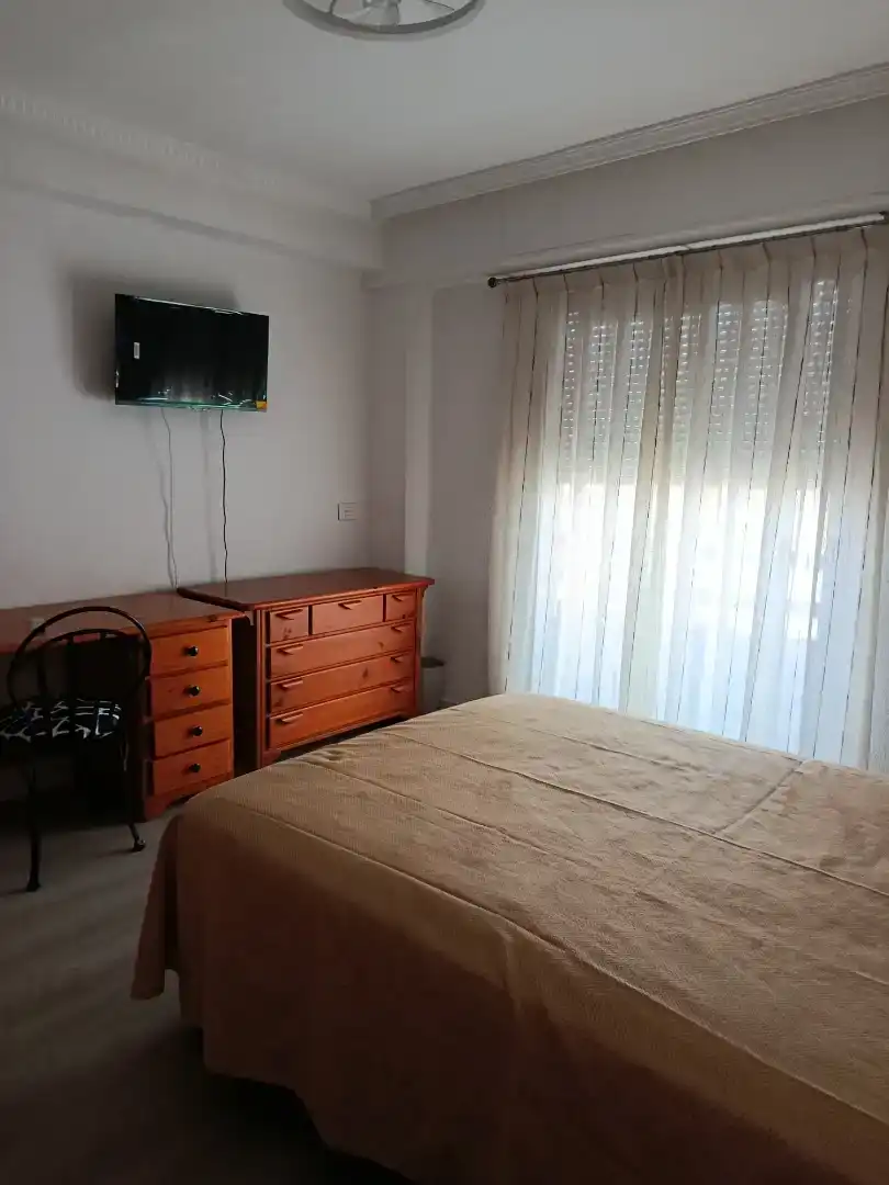 Bedroom of Flat for share in Casco Antiguo