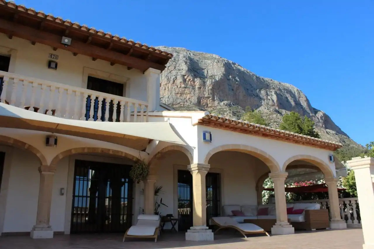 Terrace of Houses for sale in Jávea / Xàbia  with Air Conditioner, Heating and Private garden