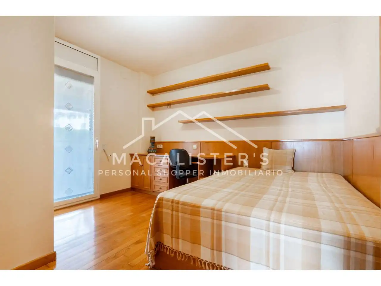 Bedroom of Houses for sale in El Masnou  with Heating, Private garden and Terrace
