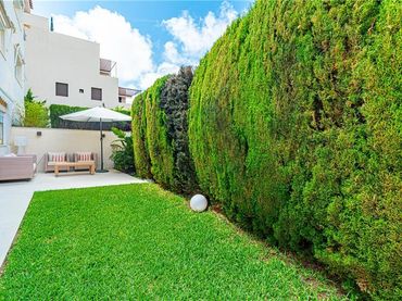 Ground floor with pool for sale in Ponent
