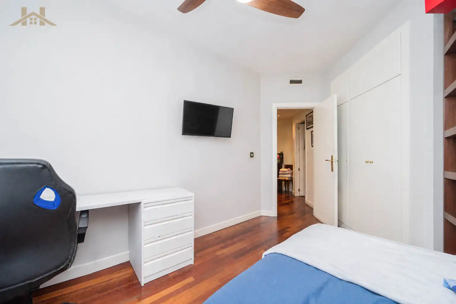 Bedroom of Flat for sale in Madrid  with Air Conditioner, Heating and Terrace