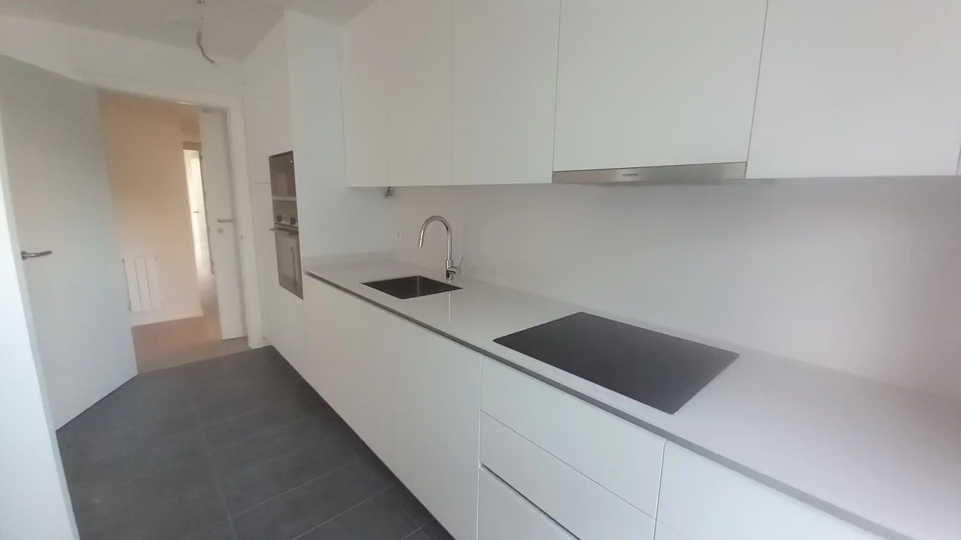Cocina de Planta baja de alquiler en Sant Cugat del Vallès con Aire acondicionado, Calefacción y Jardín privado