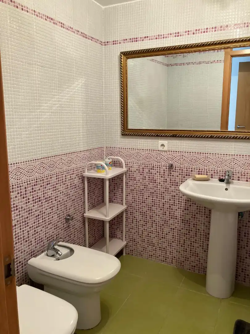 Bathroom of Flat for rent in Estepona  with Furnished