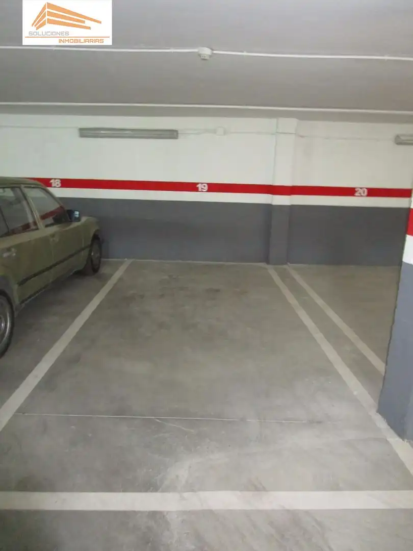 Parkplatz von Garage zum Verkauf in Portillo
