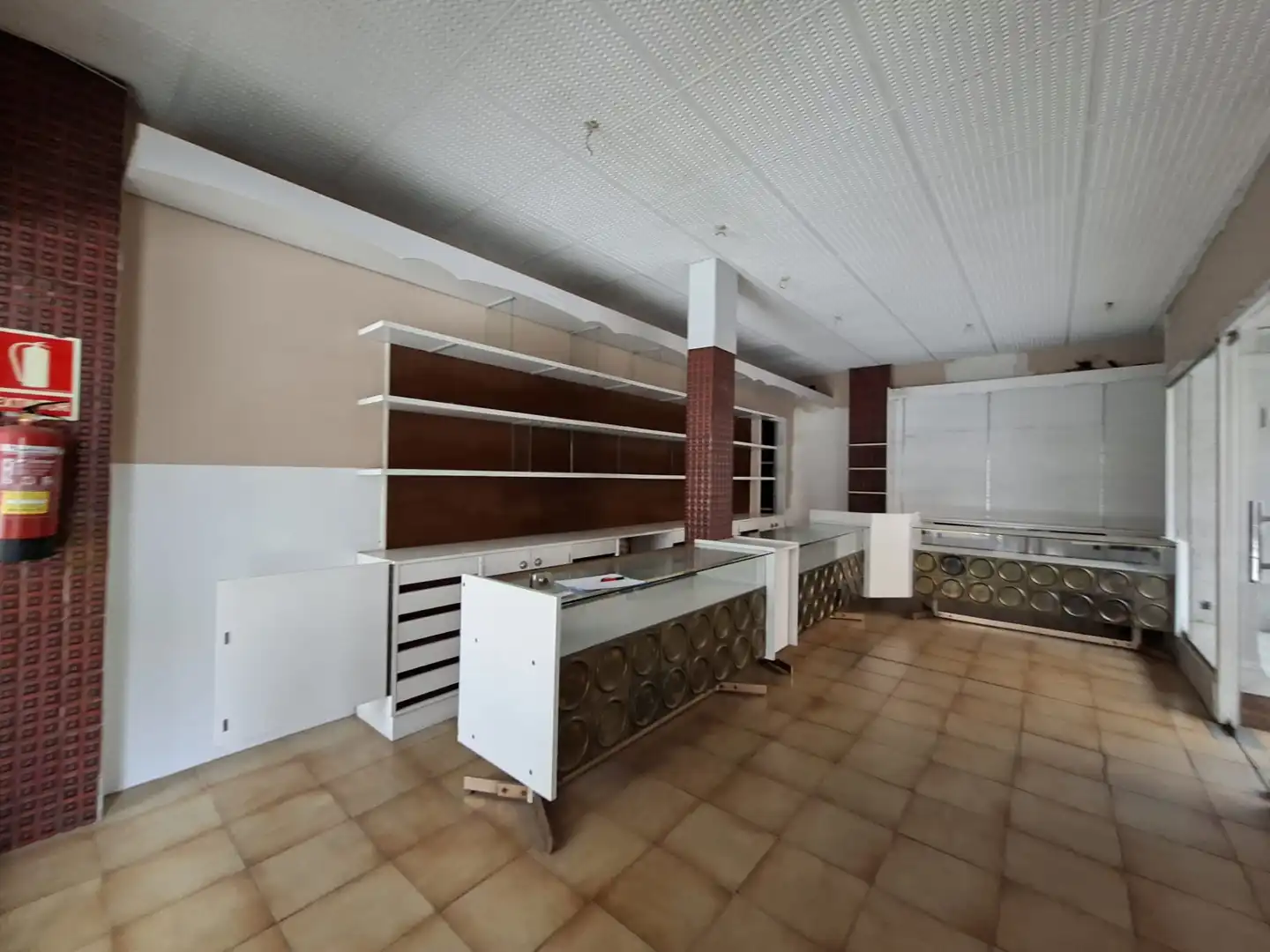 Commercial properties for sale in Cornellà de Llobregat