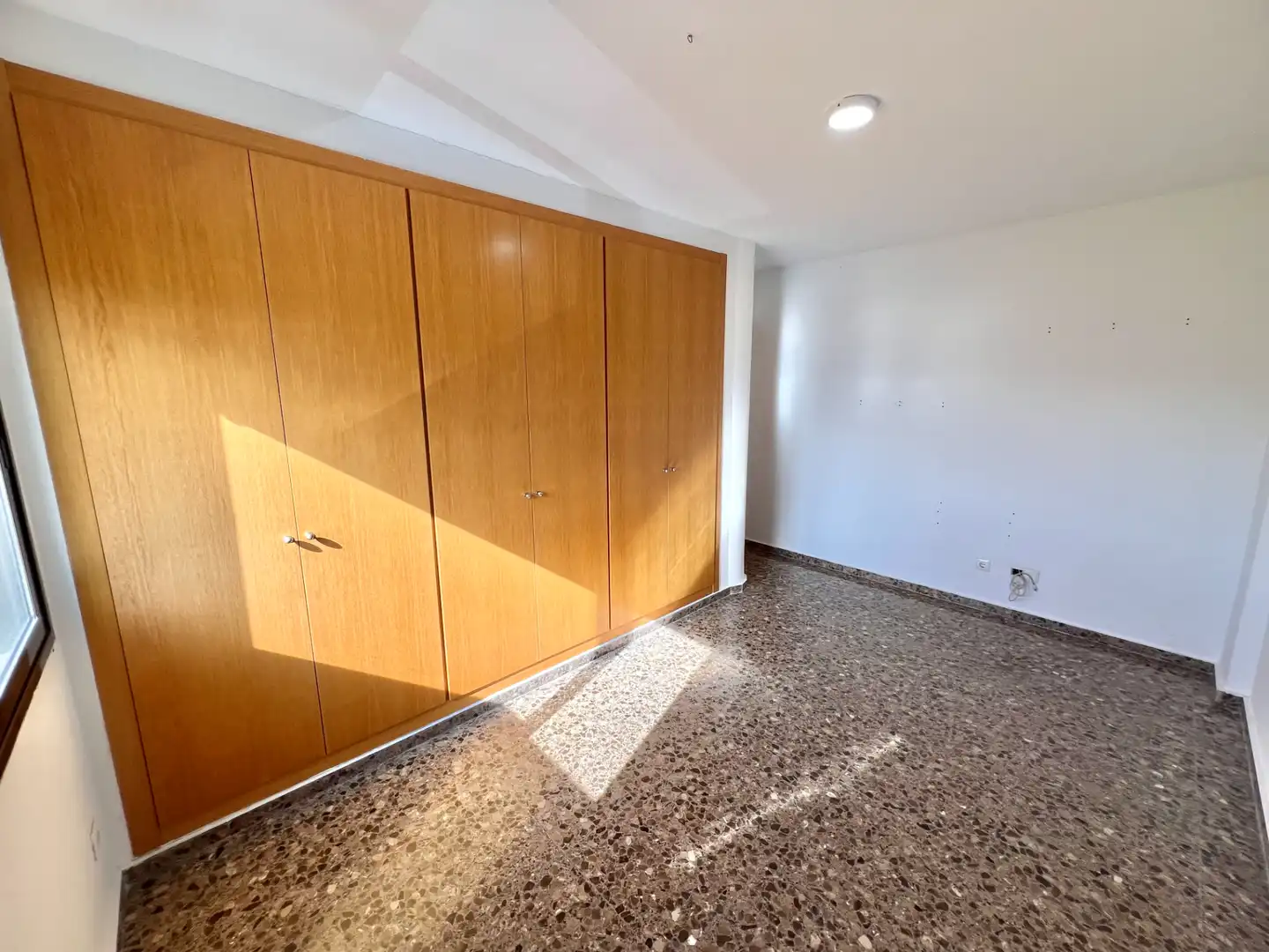 Habitación de Dúplex en venta en Chiva con Terraza