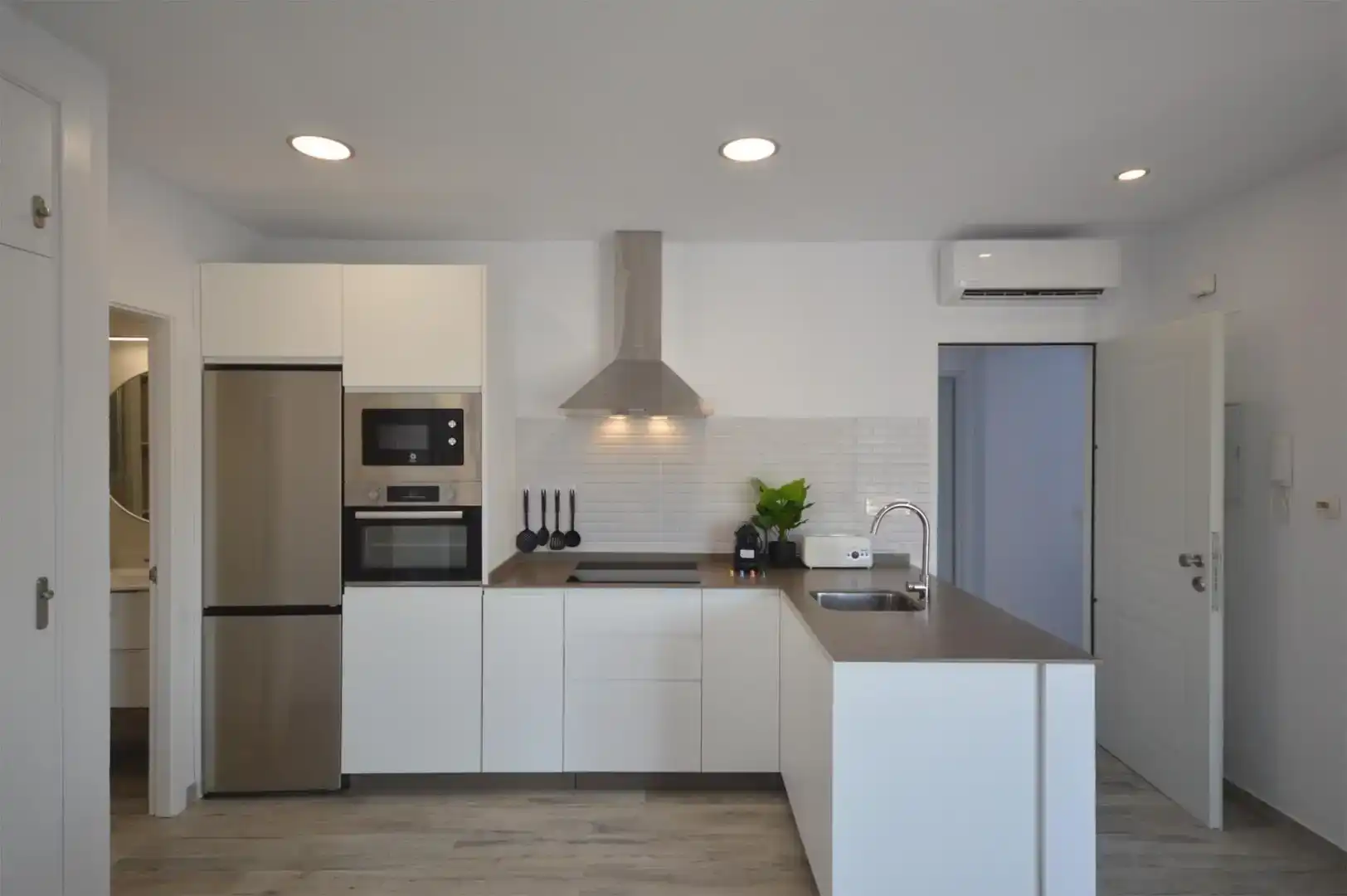 Küche von Wohnung zur Miete in Conil 
