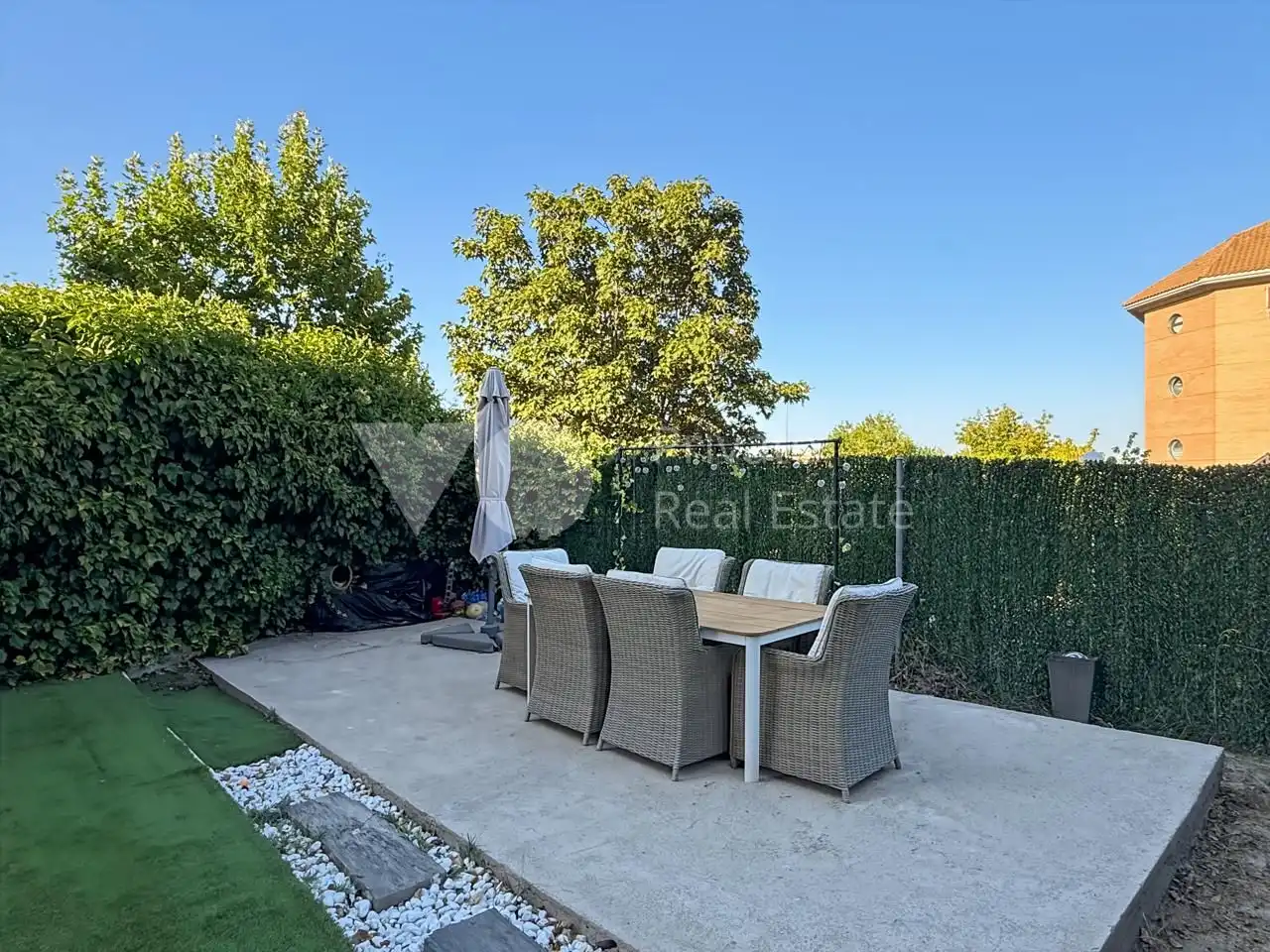 Terrasse von Erdgeschoss zum Verkauf in Boadilla del Monte mit Klimaanlage, Heizung und Privatgarten