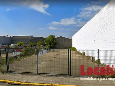 Terrenys i solars de lloguer a Polígono de Raos