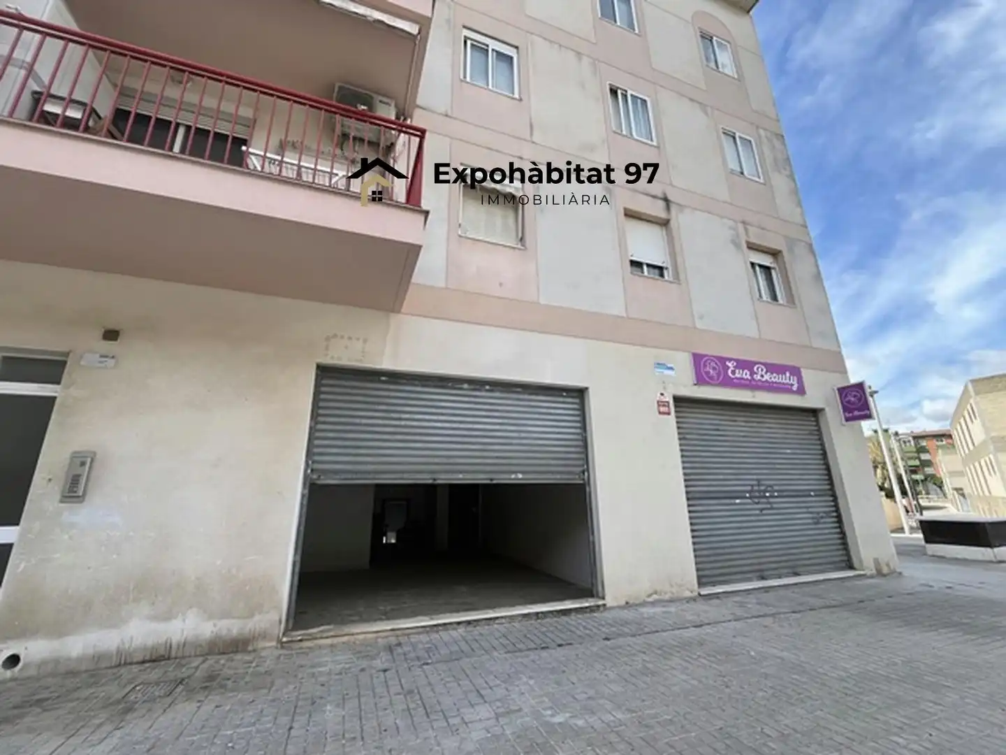 Local comercial en venta en Carrer Riu Algars 5, imagen 2