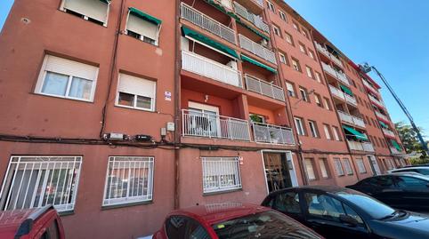 Foto 2 de Planta baja en venta en Carrer D'amèrica, 15, Can Parellada, Barcelona