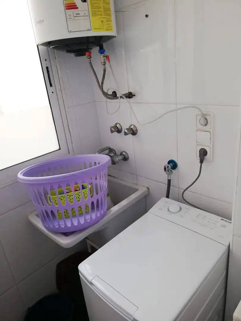 Flat for rent in Calle Granada, Barrio Alto - San Félix