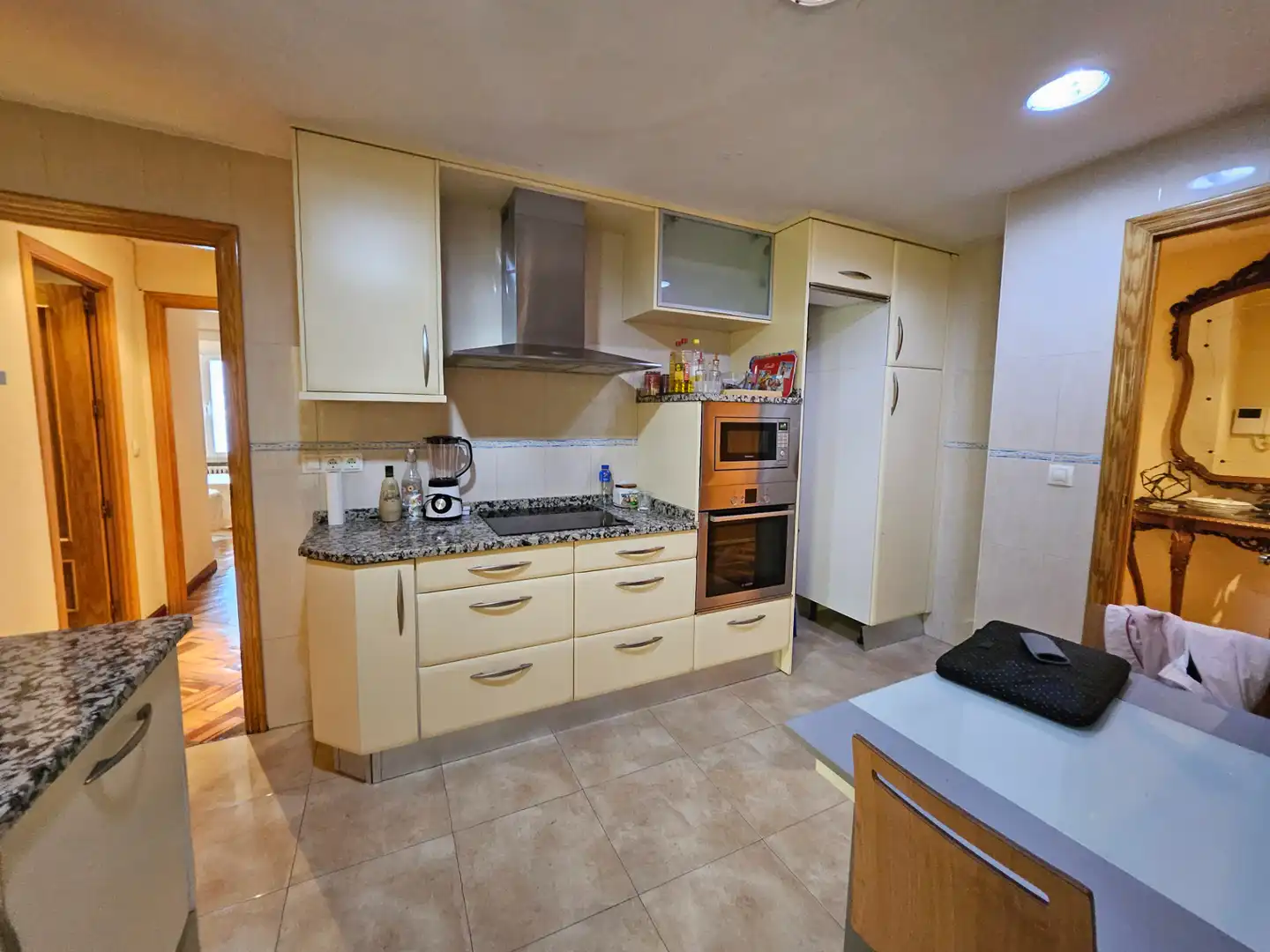 Kitchen of Flat for rent in Madrid  with Air Conditioner, Heating and Furnished