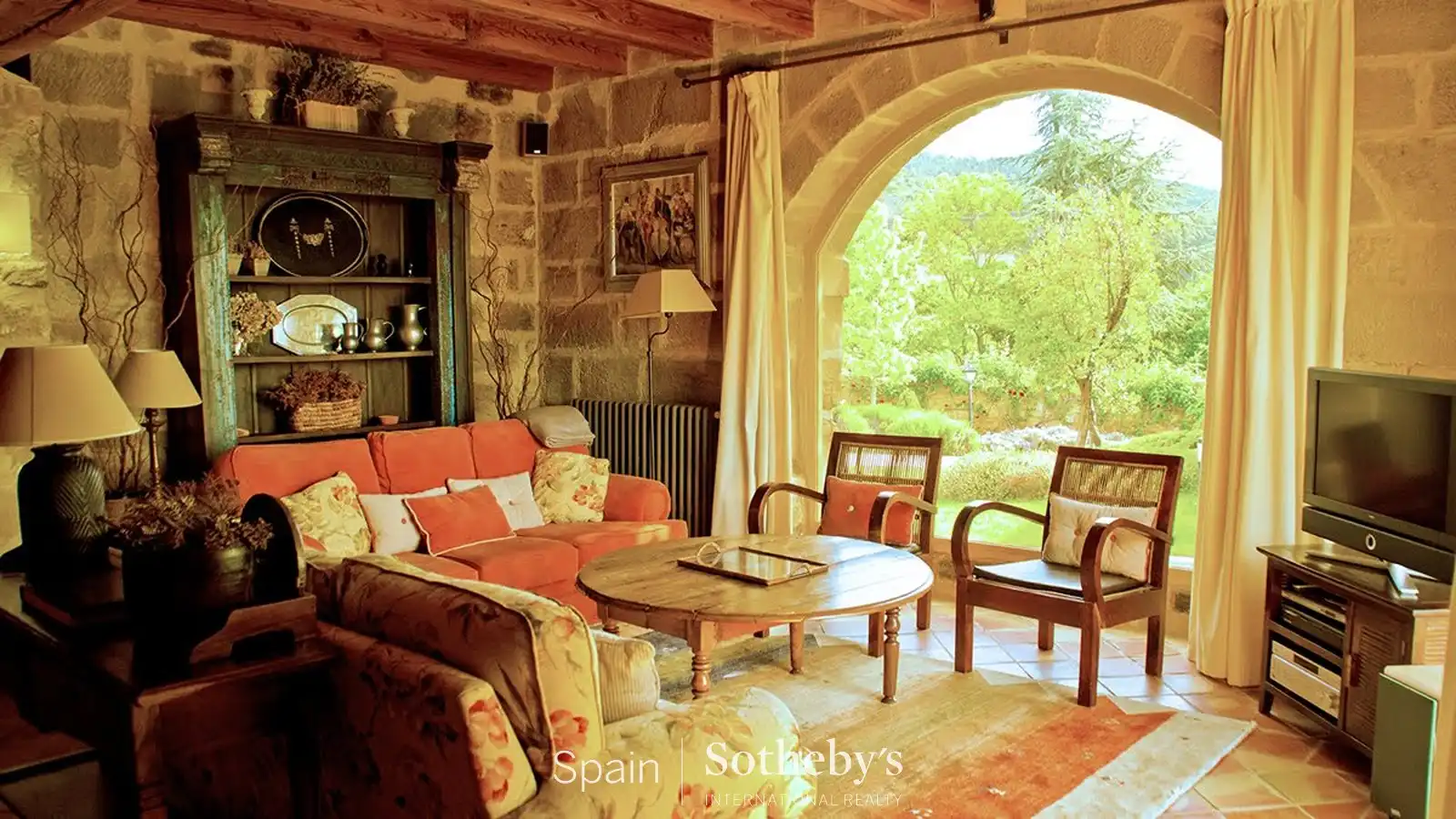 Wohnzimmer von Residential zum Verkauf in Villalba de Rioja
