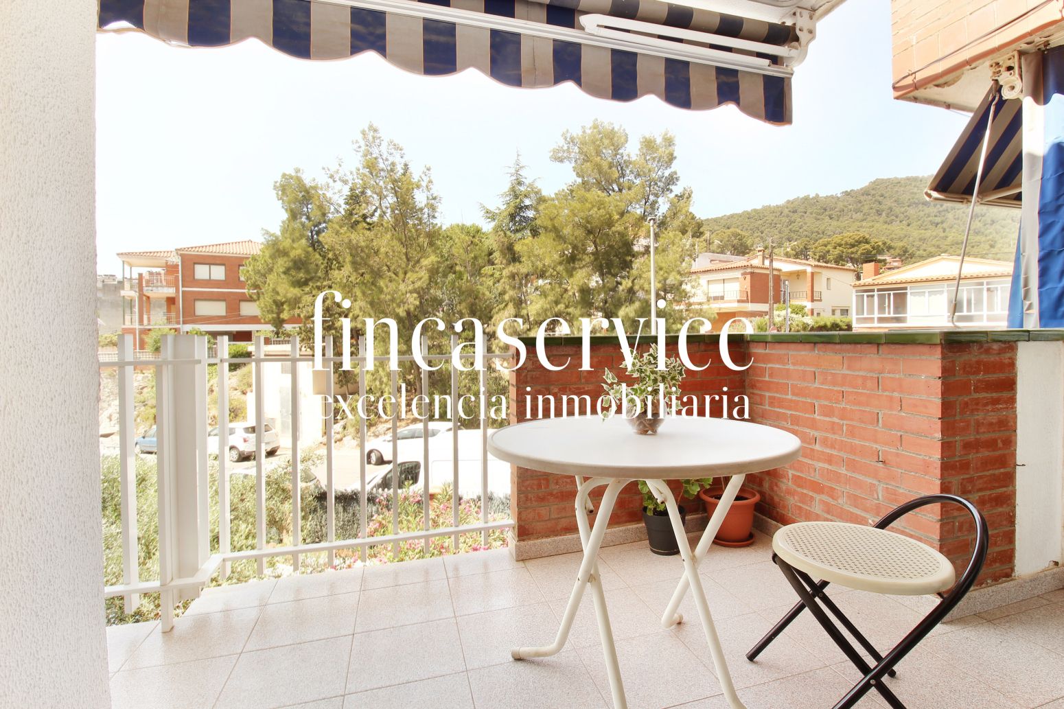 Exterior view of Flat for sale in Santa Coloma de Cervelló  with Air Conditioner, Heating and Terrace