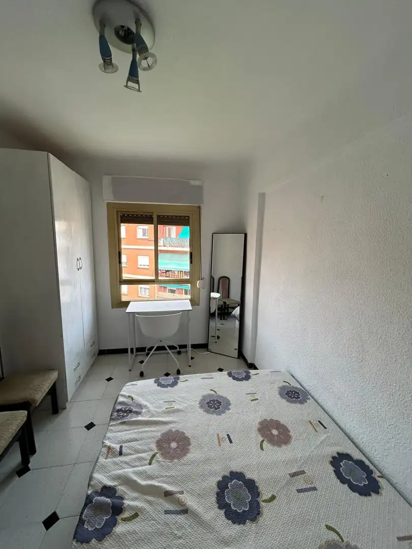 Habitación de Piso de alquiler en Alicante / Alacant con Aire acondicionado y Terraza