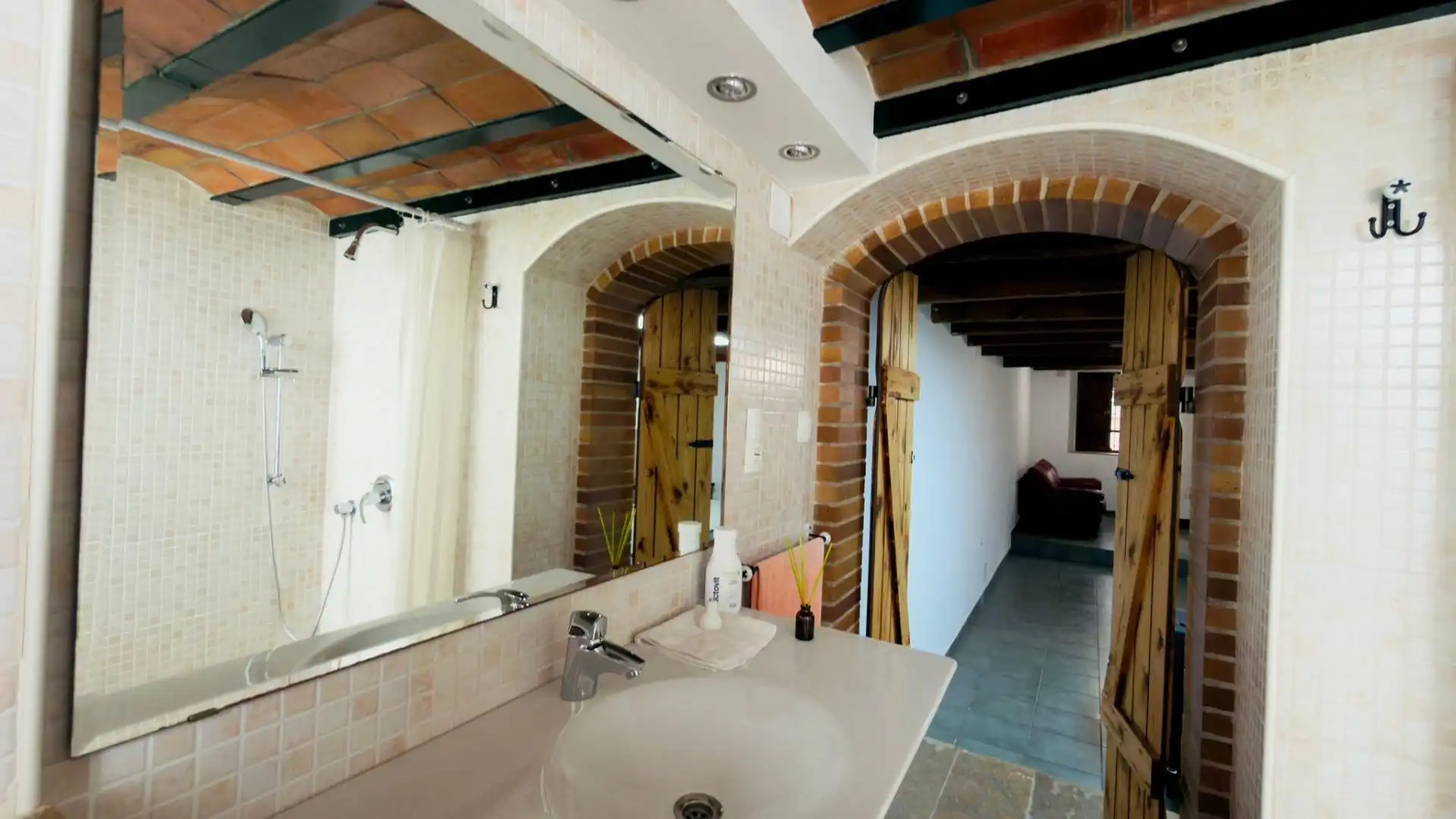 Baño de Piso en venta en Vilanova i la Geltrú con Terraza, Amueblado y Balcón