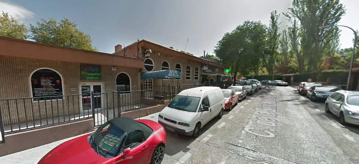 Vista exterior de Local en venta en Madrid con Amueblado