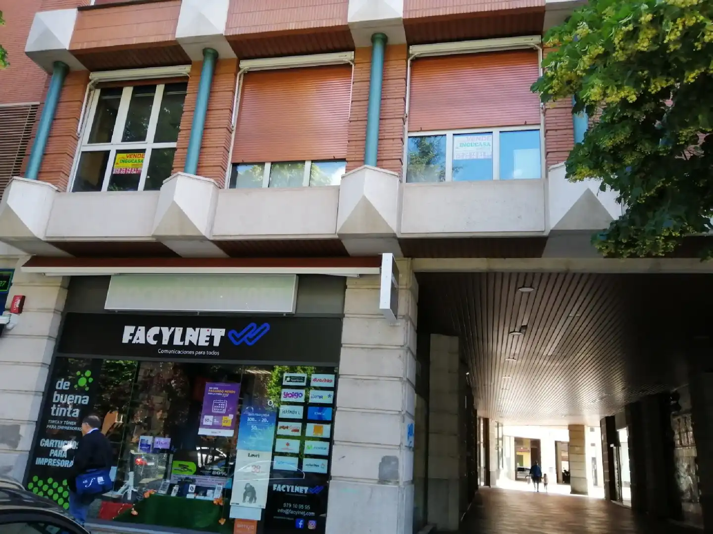 Ufficio in vendita a AV MANUEL RIVERA