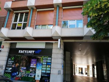 Oficina en venta en AV MANUEL RIVERA