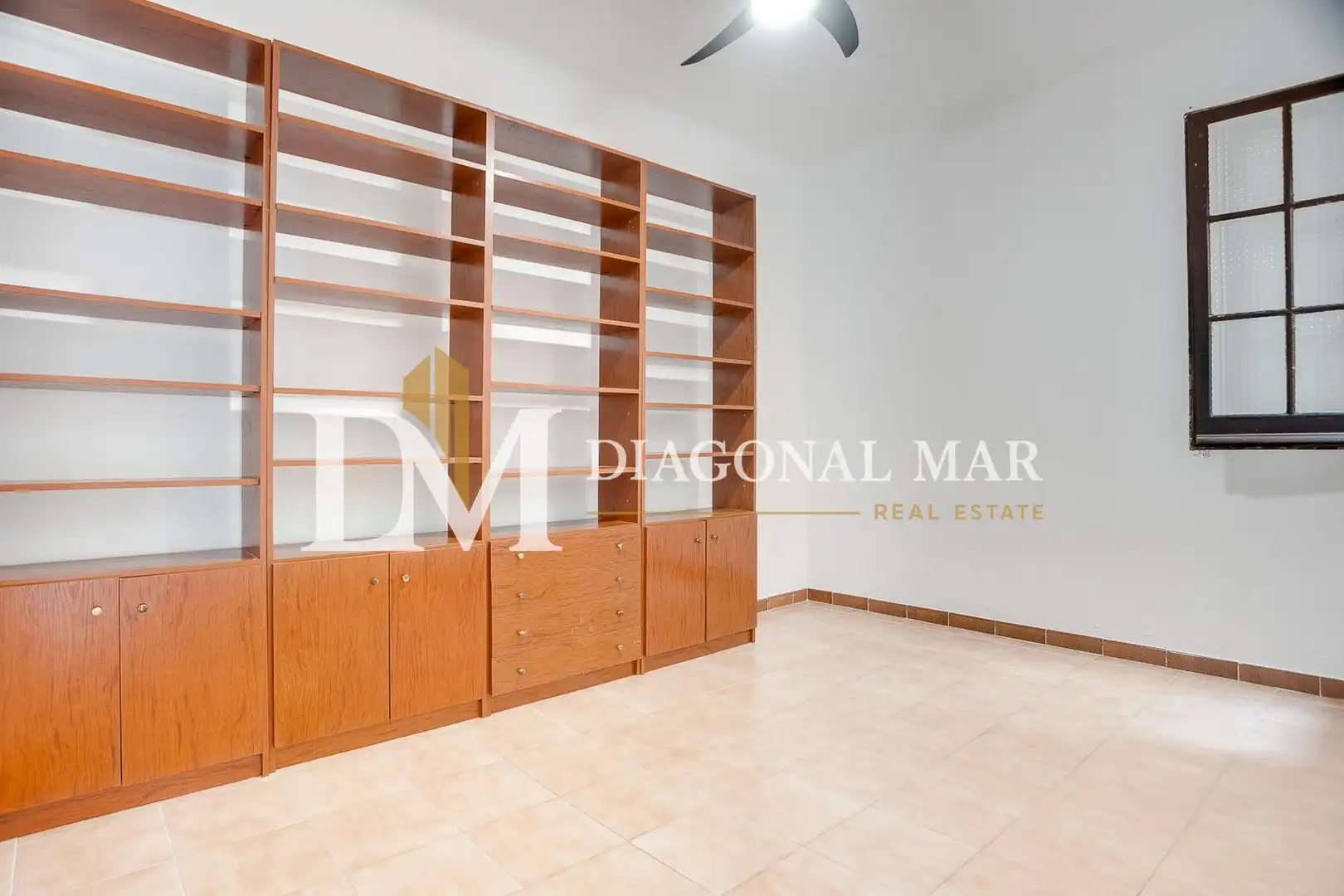 Habitación de Piso en venta en Barcelona con Aire acondicionado y Alarma