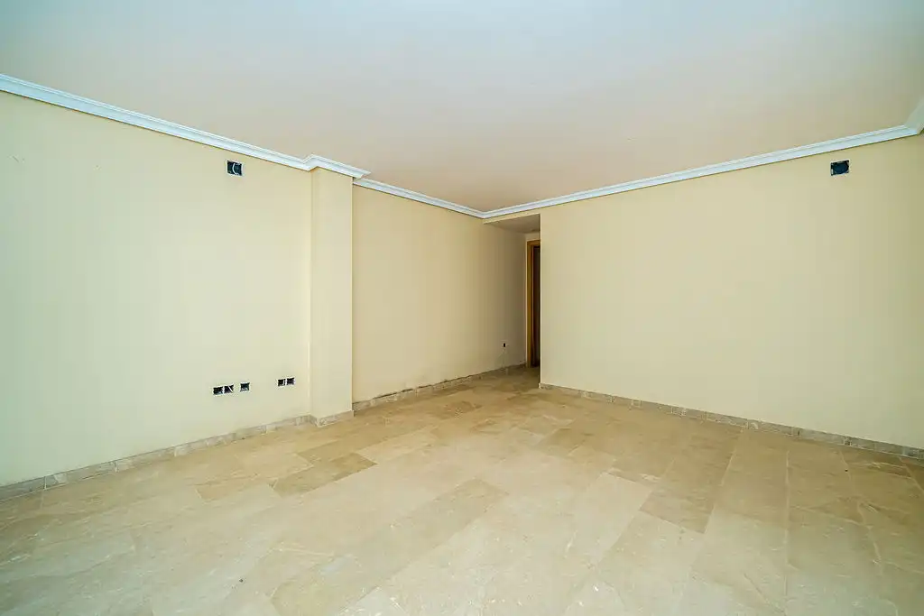 Edificio en venta en Tàrbena