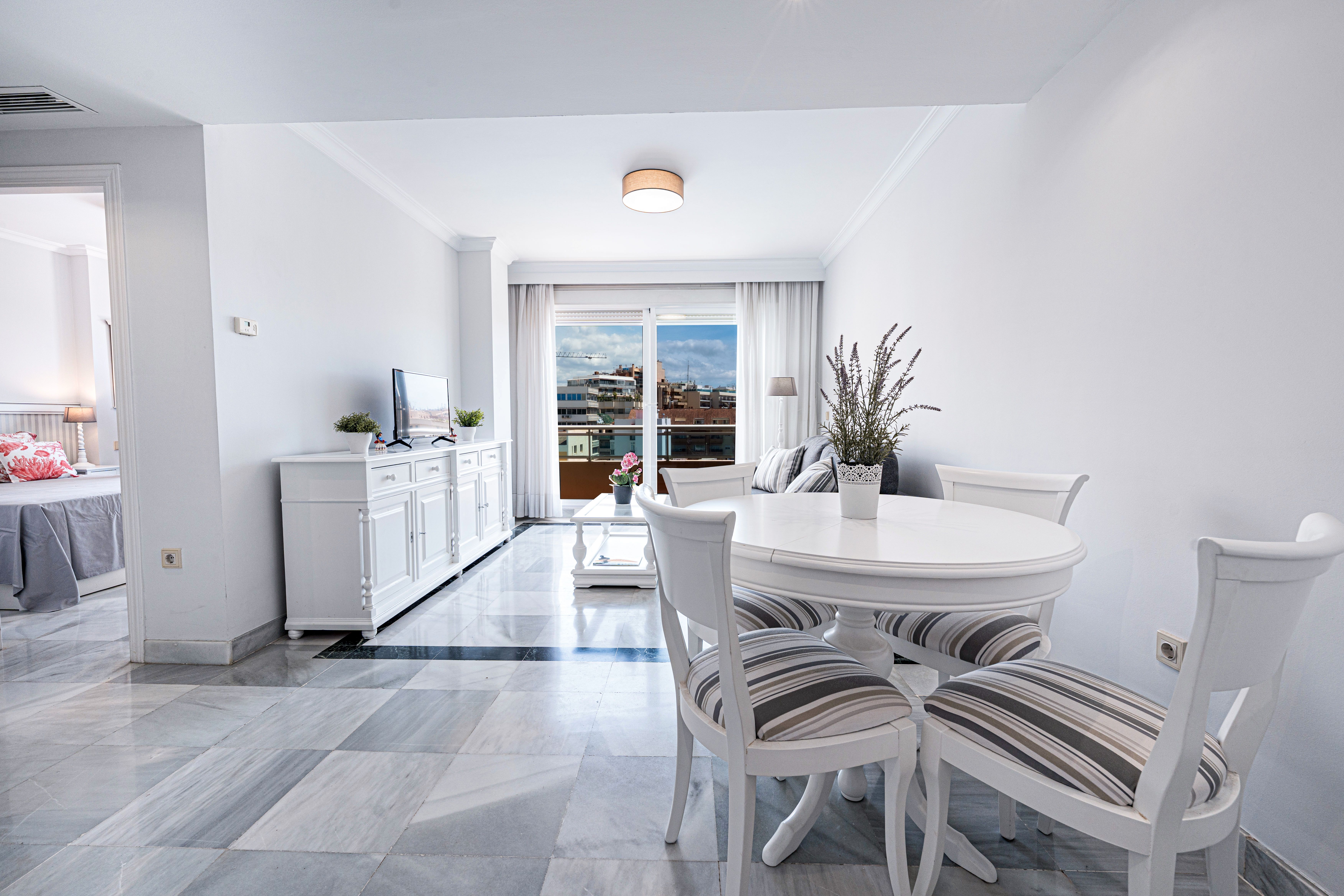 Apartment for sale in  Calle Nuestra Señora del Pilar             Marbel, Playa Bajadilla - Puertos, Marbella Centro, Marbella