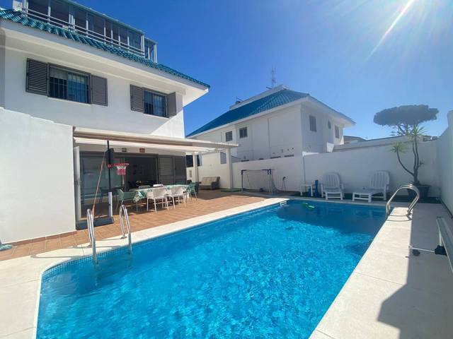 Casa-chalet en Alquiler en Urbasur