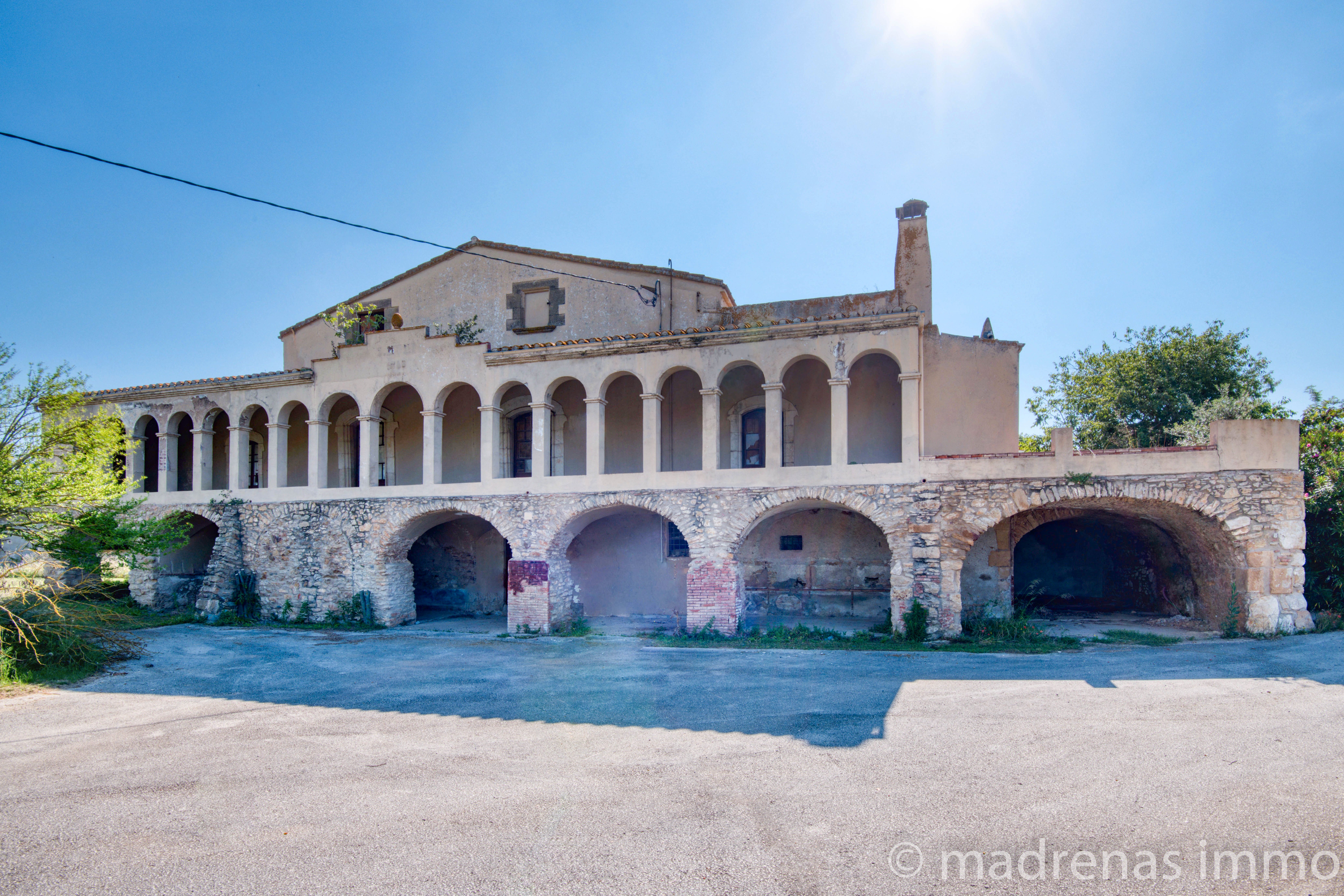 Country house for sale in Lloc U.a. P-1 Peratallada, Forallac