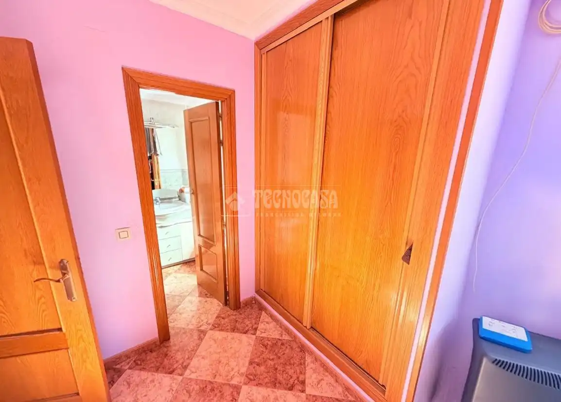 Habitación de Piso en venta en Valdemoro con Trastero y Balcón