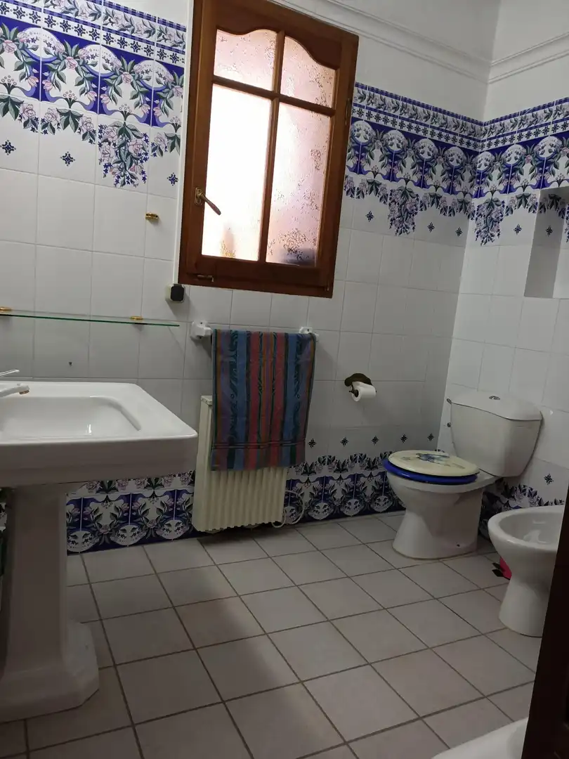 Bany de Casa o xalet en venda en Calpe / Calp amb Aire condicionat, Jardí privat i Piscina
