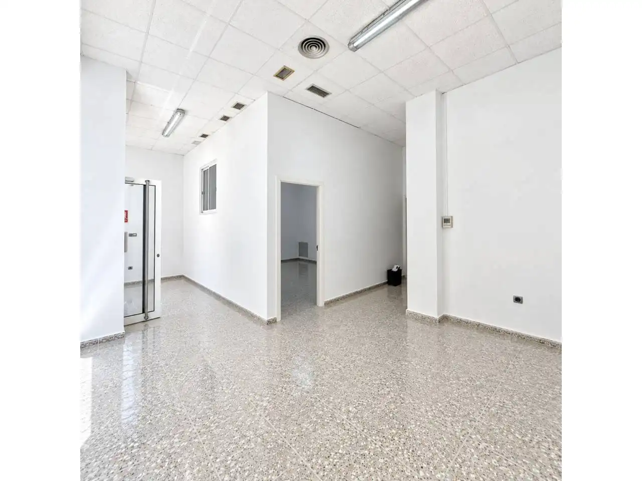 Business premises for sale in Calle Gabriel Miro 36, imagen 3