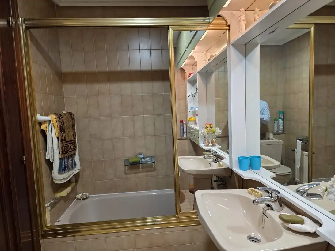 Baño de Piso en venta en Madrid con Aire acondicionado, Calefacción y Terraza