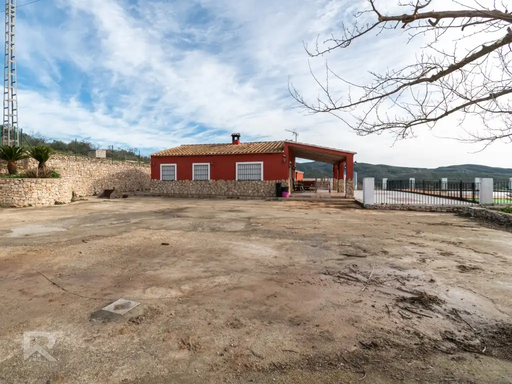 Vista exterior de Casa o chalet en venta en Llutxent