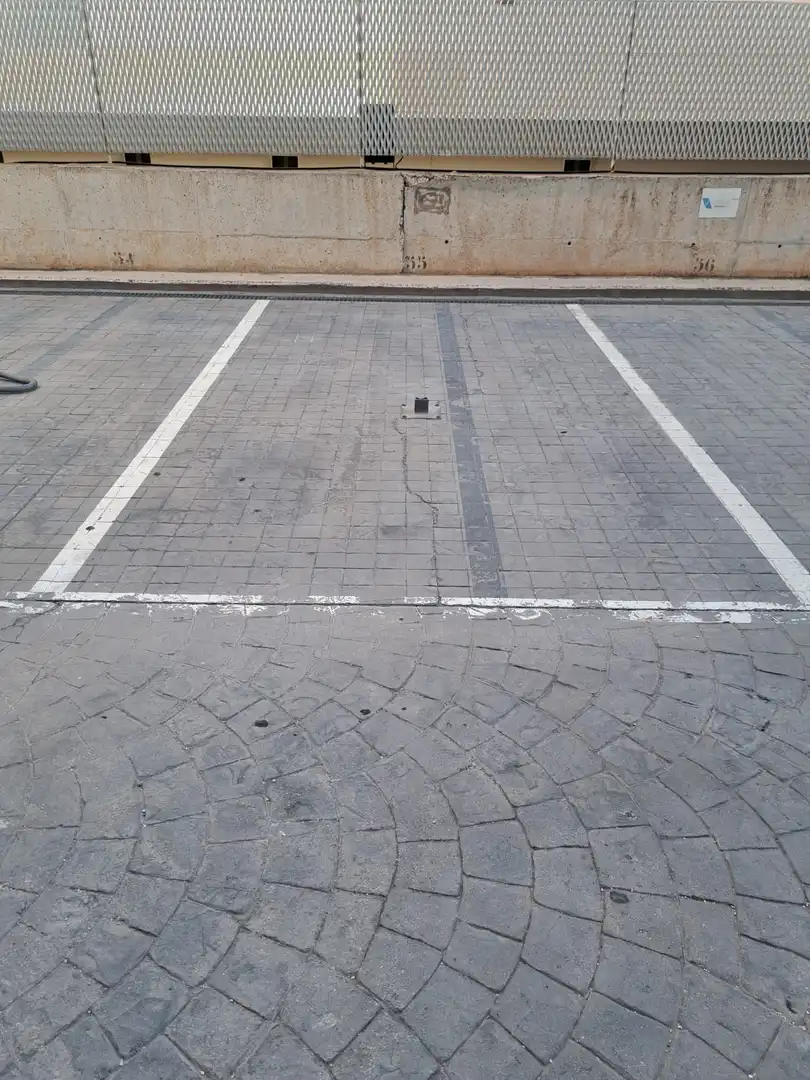 Parking de Oficina en venta en Murcia con Aire acondicionado, Trastero y Amueblado