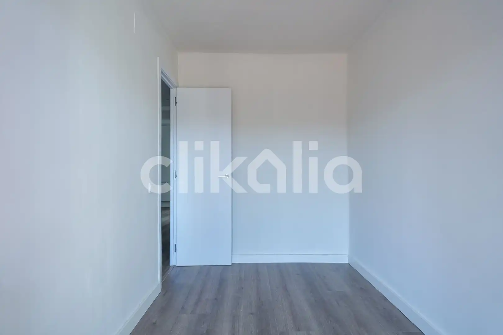 Schlafzimmer von Wohnung zur Miete in Villaverde