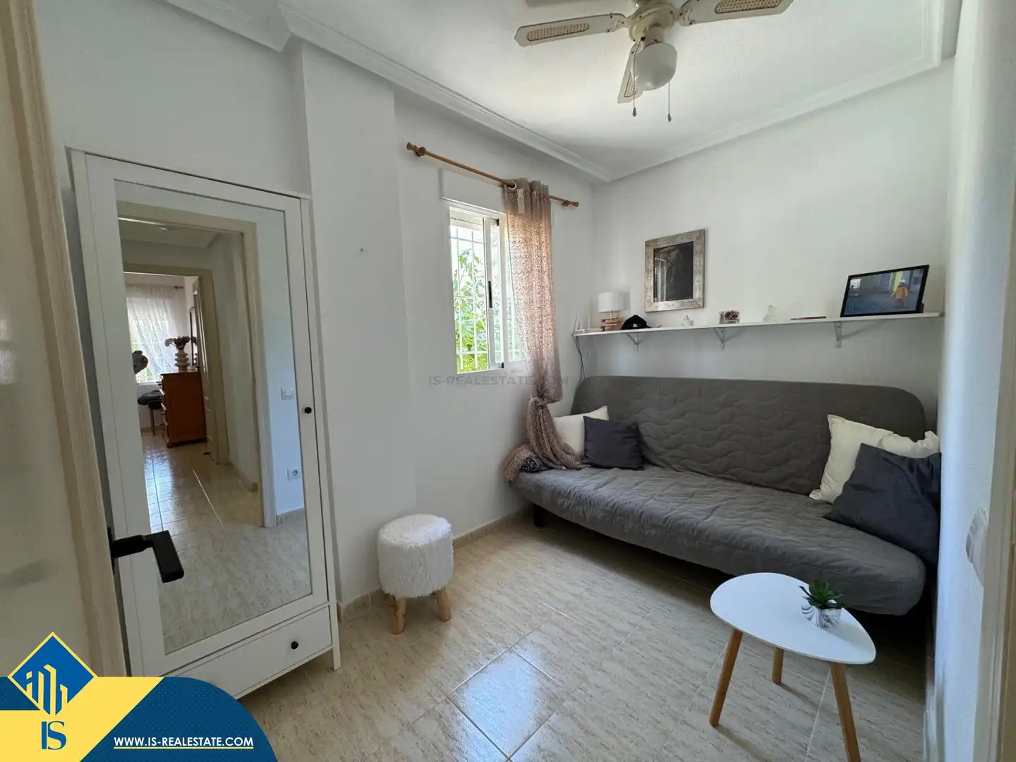 Sala d'estar de Casa o xalet en venda en Torrevieja amb Aire condicionat, Terrassa i Traster